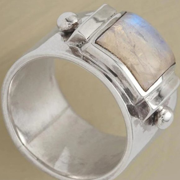 Handmade Silver Gemstone Square Moonstone Ring - Picture 7 of 7